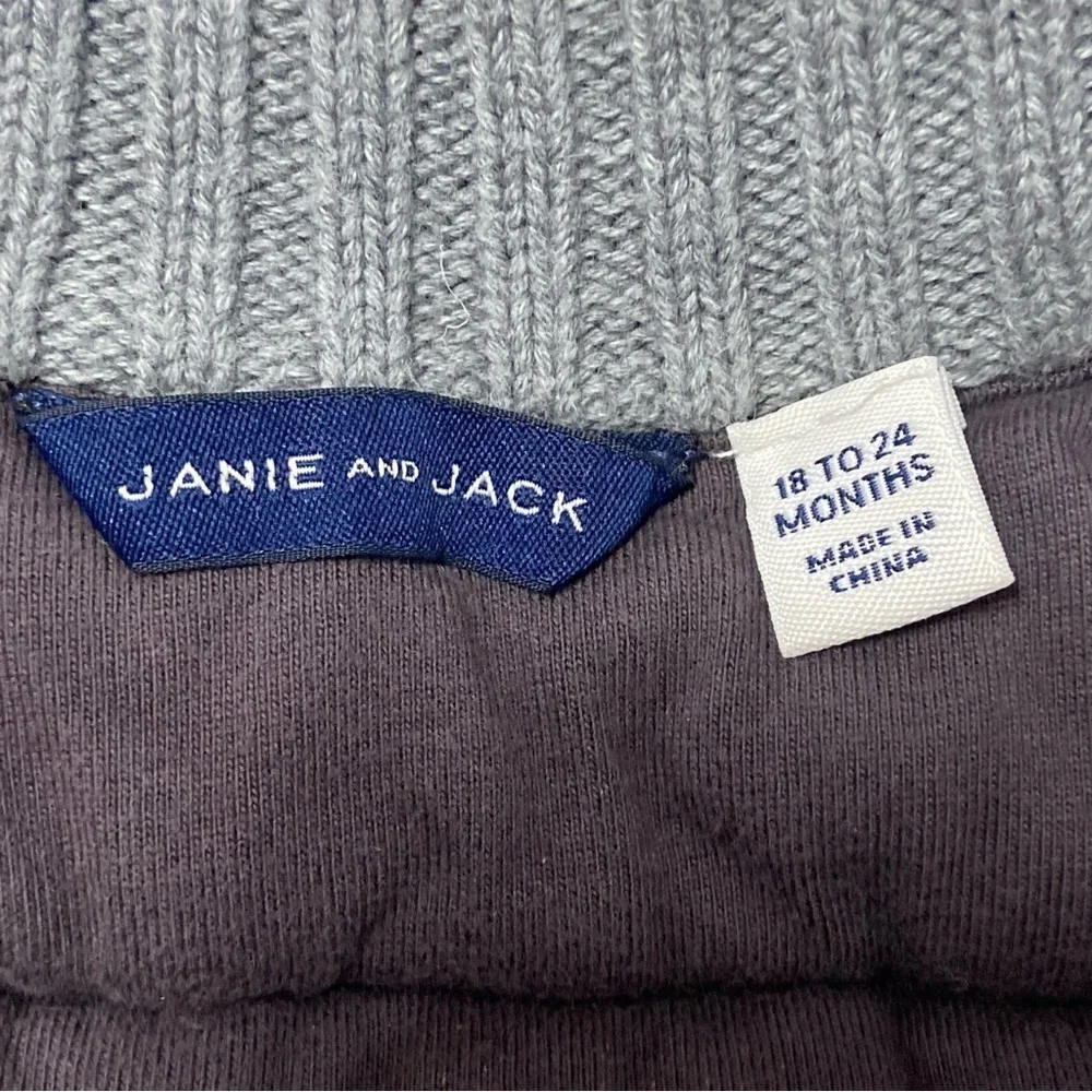 JANIE AND JACK / Gray Cable Knot Puffer Vest Size 18-24 months